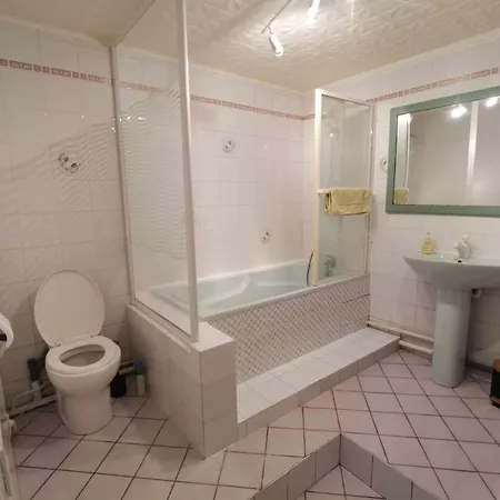 Location Calme * Cournon-d'Auvergne